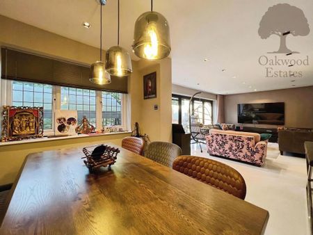 5 bedroom detached house to rent - Photo 5