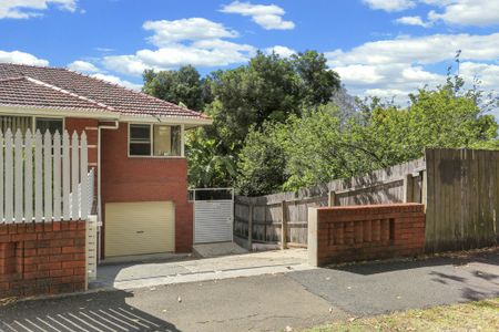 Charming Home in Prime Location - Photo 3