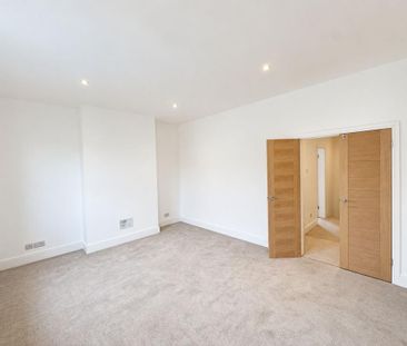 3 bedroom terraced house to rent - Photo 6