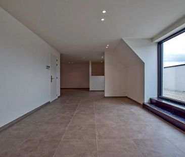 Ruim 2-slaapkamerappartement (129m²) te Leke (Diksmuide). - Photo 2