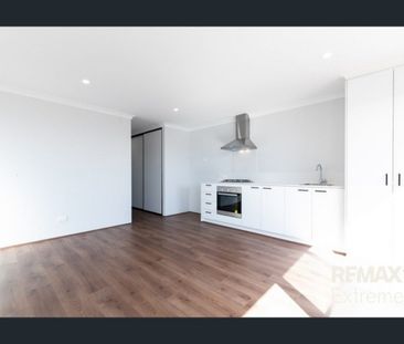 Near New 2x1 Home - Walk to Beach! - Photo 3