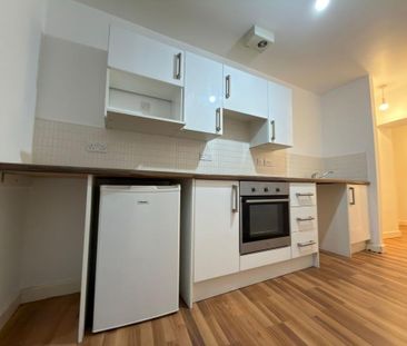 Studio to rent - Photo 3