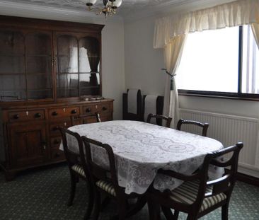 3 bedroom detached bungalow to rent - Photo 3