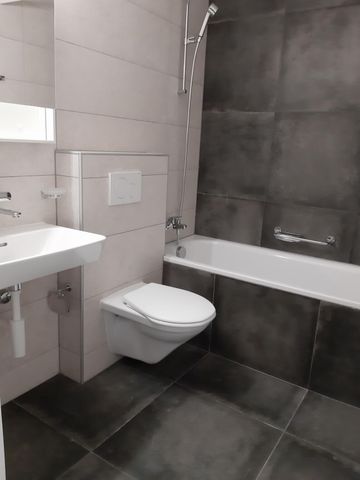 Place de la Gare 4 - appartement au 4ème Nord-Ouest - Photo 4