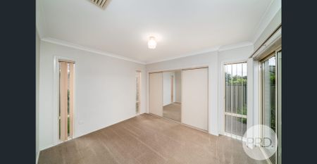 1/29 Nardoo Street, Glenfield Park NSW 2650 - Photo 4