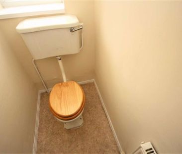 3 bedroom semi-detached house to rent - Photo 6