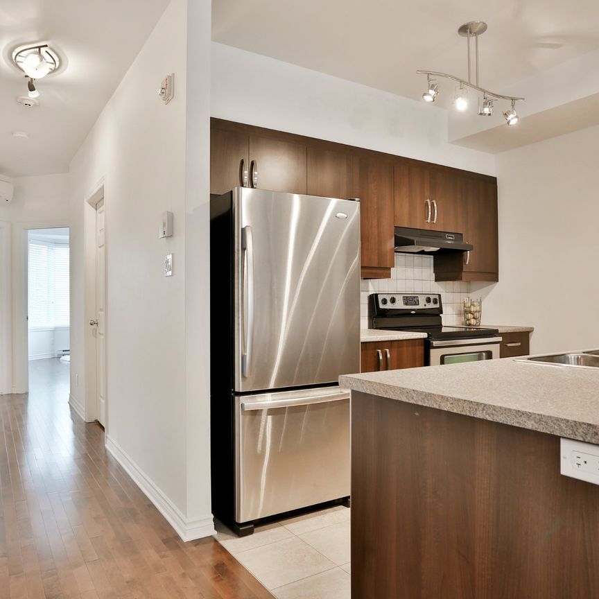 Condo for rent, Montréal (Saint-Laurent) - Photo 1