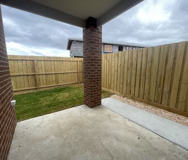 Stunning 4-Bedroom Family Home in Armstrong Creek! - Photo 1