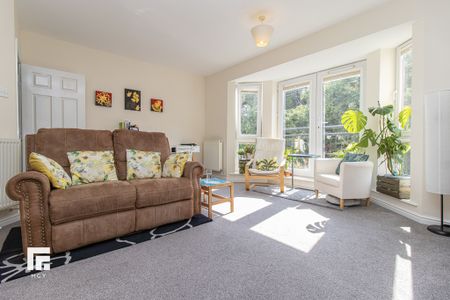 The Moorings Terra Nova Way, CF64 1SG, Penarth - Photo 5