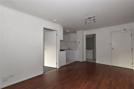 103/88 Southbank Boulevard - Photo 2