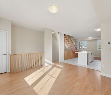 For Lease - 6 Malone Lane, Clarington, Ontario - Photo 2