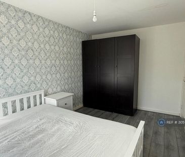 3 bedroom terraced house to rent - Photo 6
