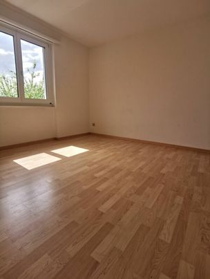 Schöne Singelwohung mit Balkon an guter Lage in Arbon - Photo 1