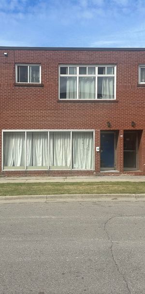 For Lease - 92 Wolfe Street Unit# 5, Oshawa, Ontario - Photo 1