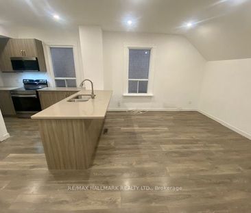 For Lease - 19 Luttrell Avenue Unit# Upper, Toronto, Ontario - Photo 1