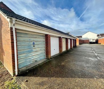 OWLS ROAD, VERWOOD (P07047) - Photo 1
