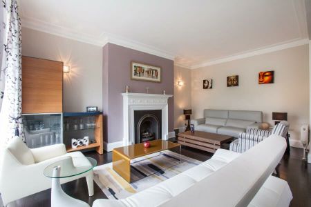 3 Bedroom Flat To Let - Photo 3