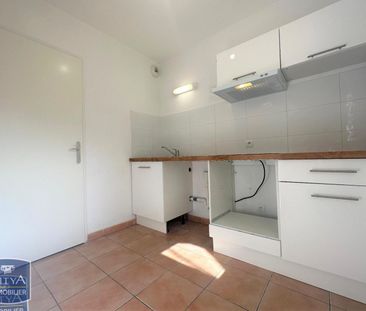 Location Appartement 3 pièces 51m² SORGUES 84700 - Photo 6