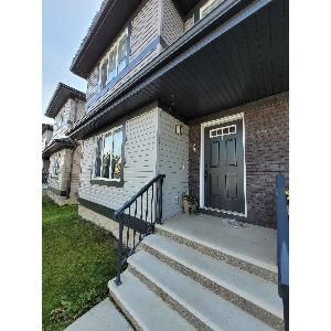 3 Bed 2.5 Bath Dbl Garage Duplex Southfort Fort Saskatchewan - Photo 1