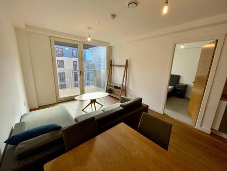 2 bedroom apartment to rent - Photo 2