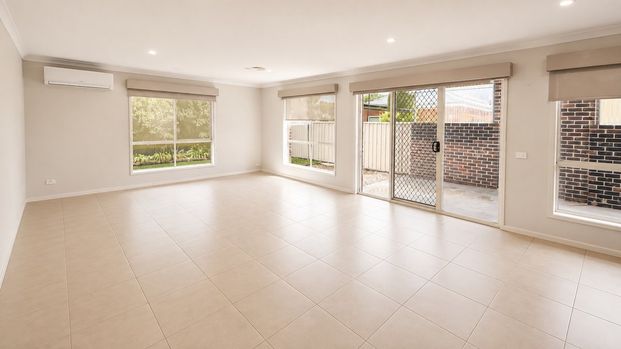 3 BEDROOM HOME IN KIALLA ! - Photo 1