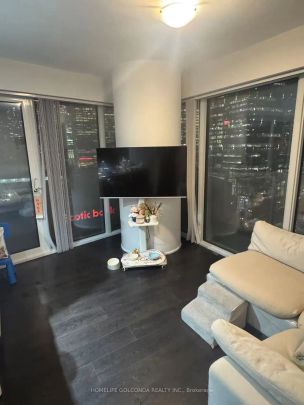 88 harbour Street #1604 - Photo 1