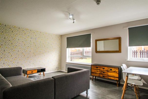 4 bedroom apartment to rent - Photo 1