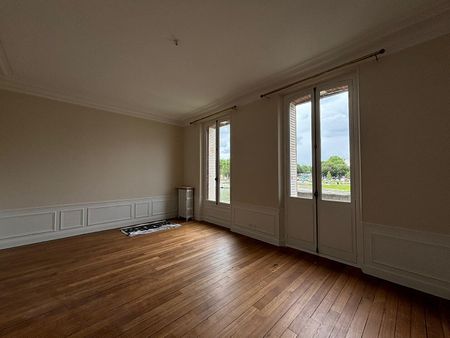 Location Appartement 3 pièces 79m² - Photo 2