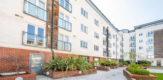 Stane Grove, Clapham North, SW9 - Photo 2