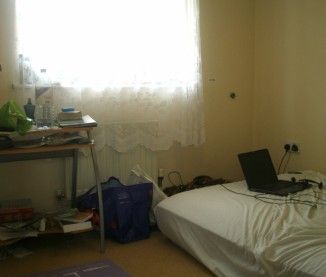 2 Bed - Hatcher Crescent - Photo 6