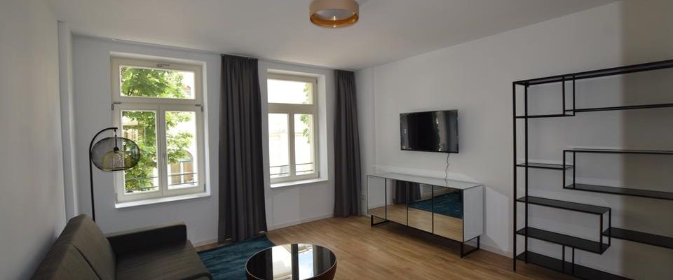 +++Frisch sanierte 3 Raumwohnung mit Einbauküche+++ Möblierung möglich. - Foto 1