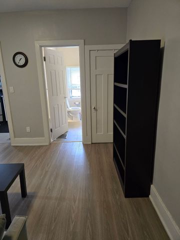 For Lease - 70 Victoria Avenue Unit# 202, Hamilton, Ontario - Photo 3