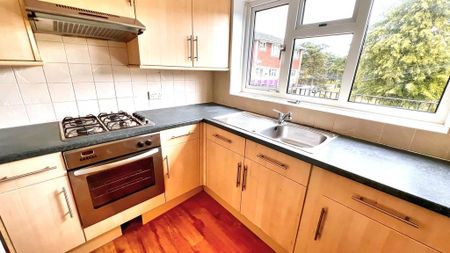 2 bedroom apartment to rent - Photo 4