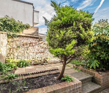 5 bedroom terraced house to rent - Photo 5