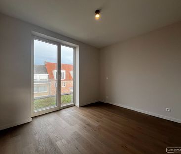 Prachtige penthouse te huur met 2 slaapkamers, terras voor- en acht... - Photo 4
