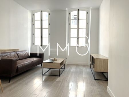 Location Appartement 2 pièces 45m² MARSEILLE 1er - Photo 3