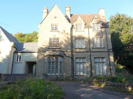 Basement Flat, Abbotsfield, Abbey Road, Malvern, WR14 - Photo 3
