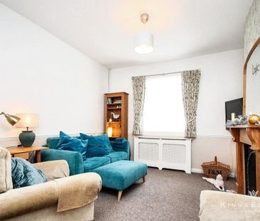 3 bedroom semi-detached house to rent - Photo 3