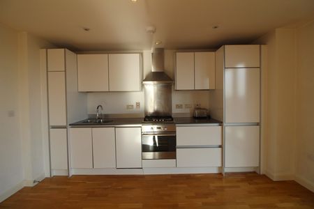 Hayward, Chatham Place, Reading, RG1 7AZ - Photo 4