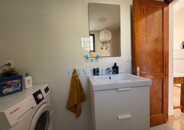 Puerto Rico, Canary Islands 35130