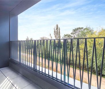 Unfurnished south-facing studio apartment - Photo 6