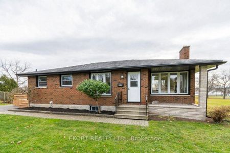 For Lease - 239 Dundas Street Unit# lower, Belleville, Ontario - Photo 2