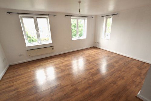 2 Bedroom 1st Floor apartment - Photo 1