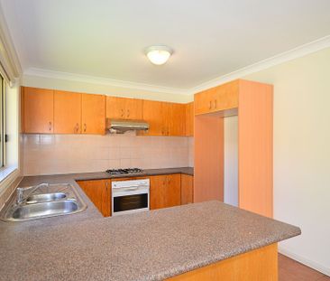 Beautiful 2 Storey Residence with Air&sol;Con Close to Westmead Hos... - Photo 5