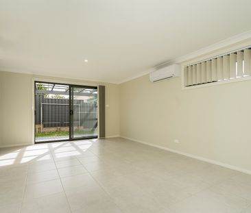 “Inspiring Design with Loads of Space & Street Appeal!” - Photo 5