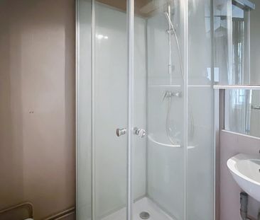 Location Appartement 1 pièce 12m² CHAMALIERES 63400 - Photo 4