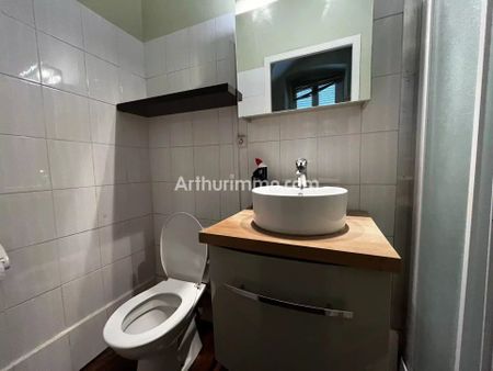 Location Appartement 3 pièces 44 m2 à Lons-le-Saunier - Photo 3