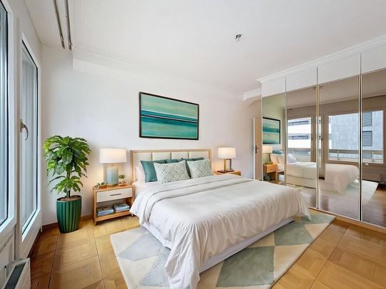 Spacious duplex in quiet and wooded residence - Photo 1