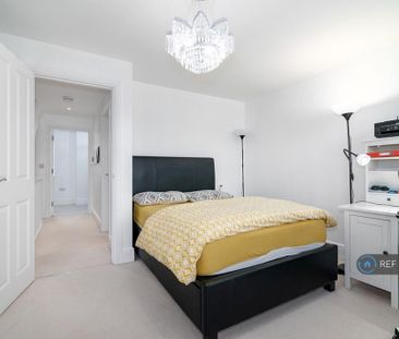 5 bedroom terraced house to rent - Photo 4
