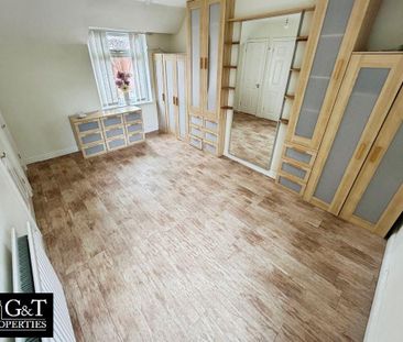 2 bedroom end of terrace house to rent - Photo 5